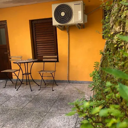 Studio Rosemary & Sage Apartment
